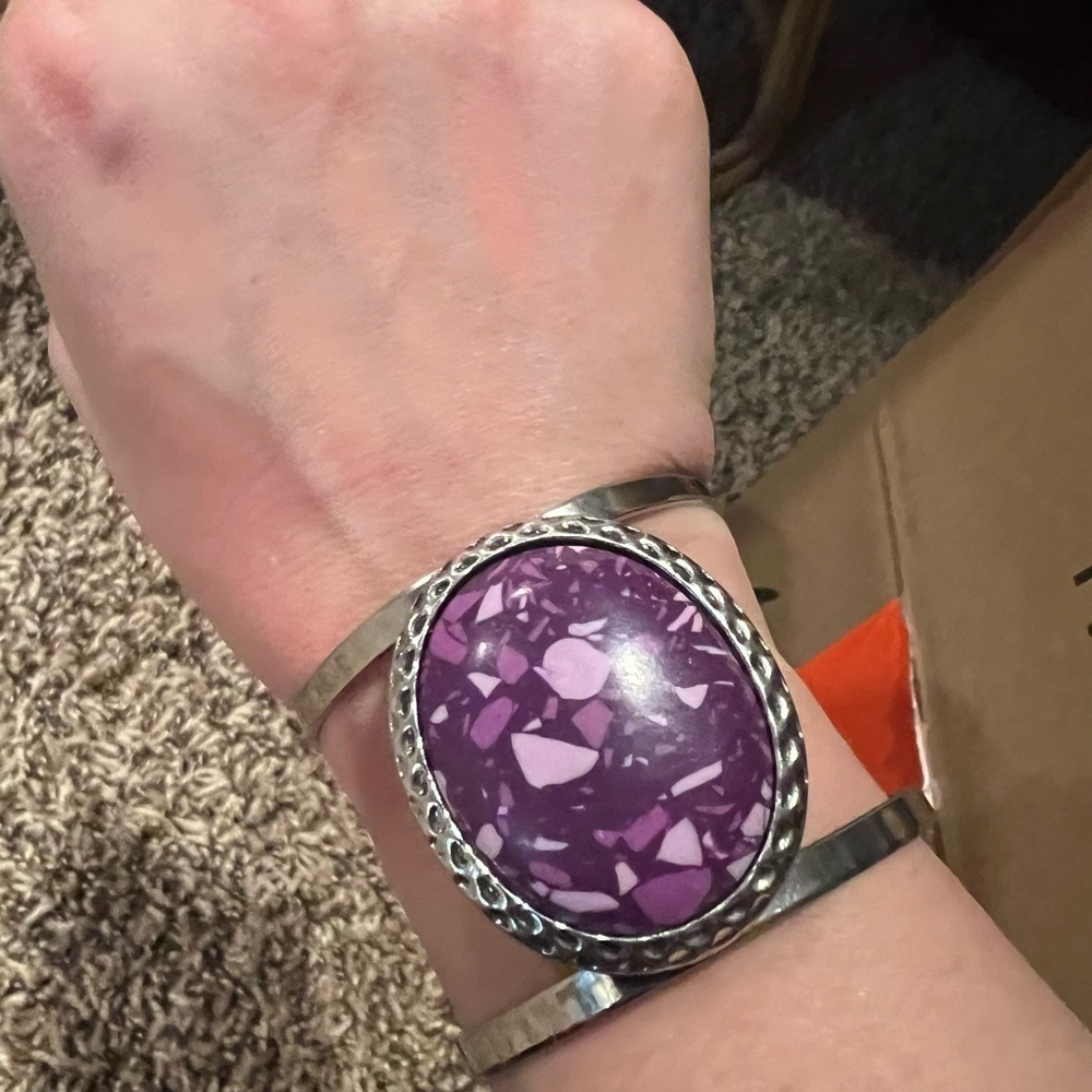 FASHION JEWELRY Silver with purple pendant for small wrist